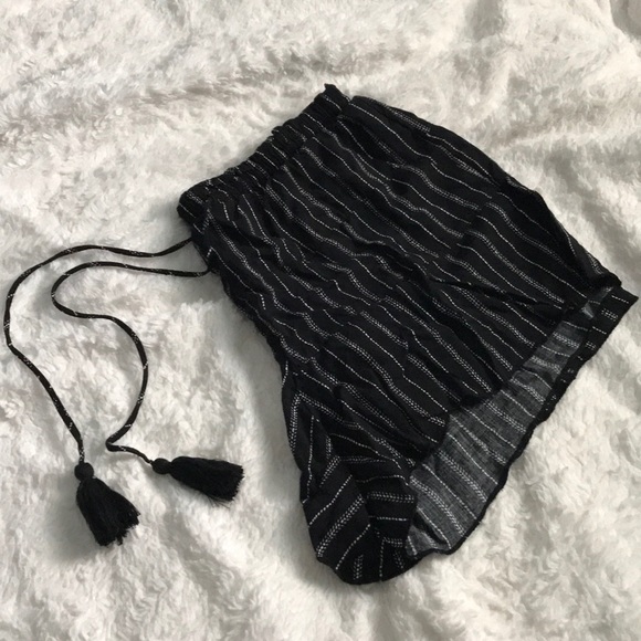 Maurice’s Brand Black Fashion Shorts - Picture 3 of 4